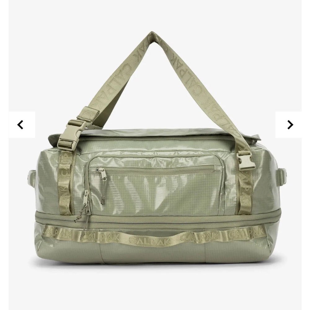 Terra Large 50L Duffel Backpack in Juniper